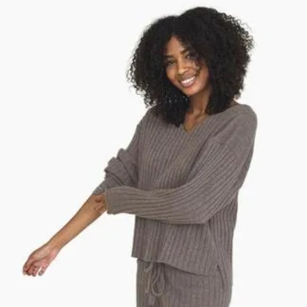 Vitamin A | Ventana Vee Sweater in Terre